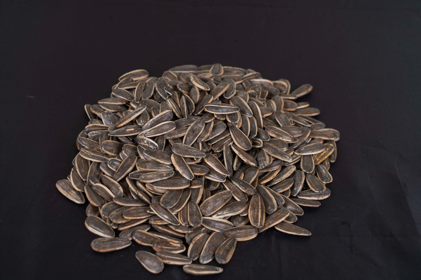 Salted Sunflower Seeds | حب شمسي مالح